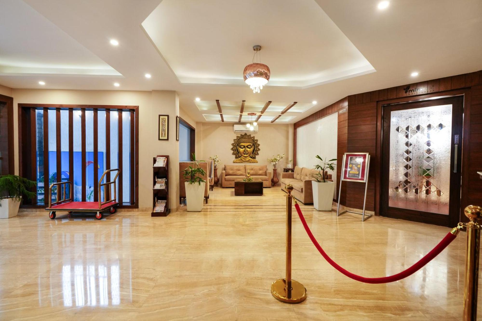 帕兰波祝福酒店 Pālampur 外观 照片