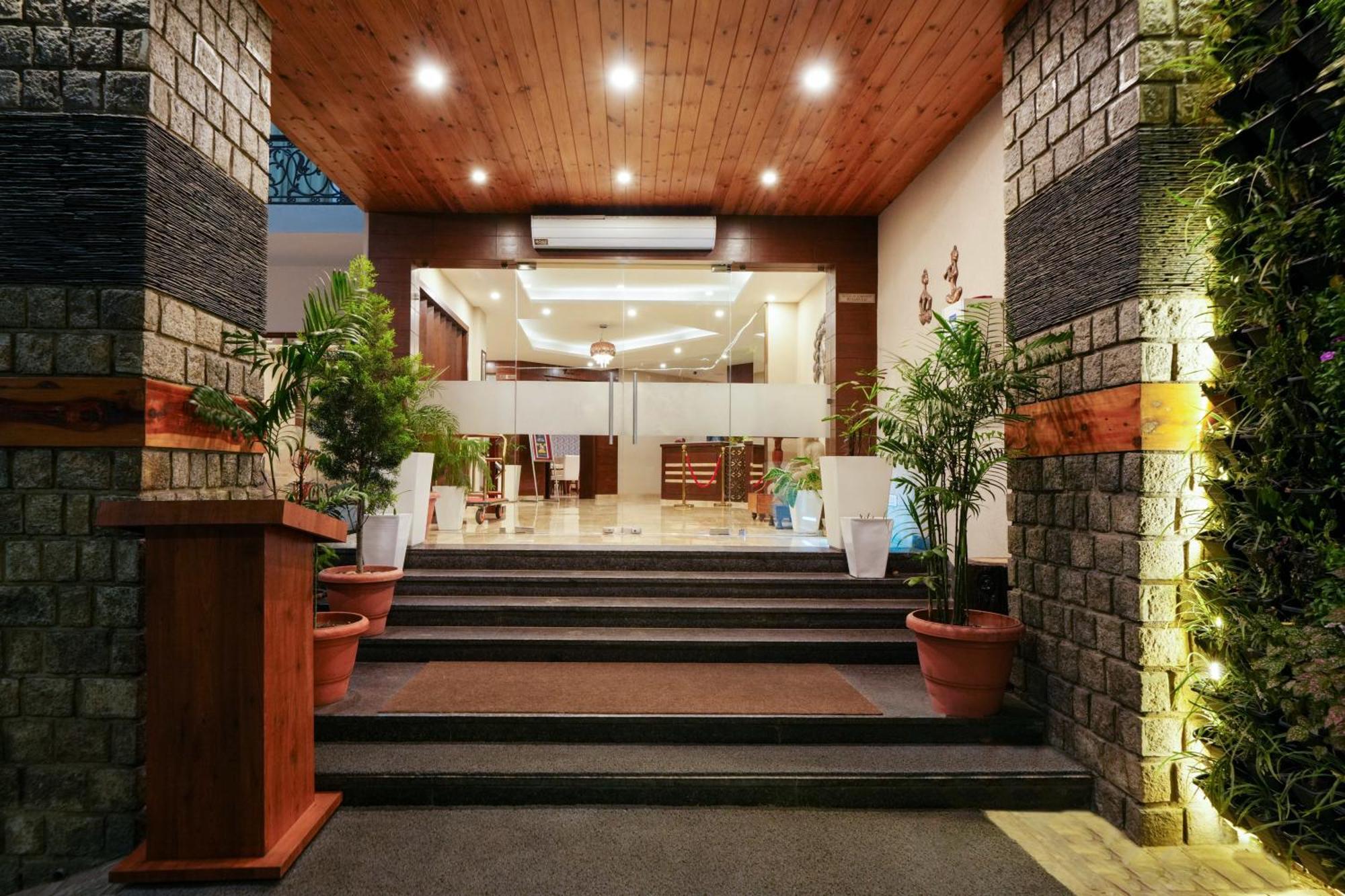 帕兰波祝福酒店 Pālampur 外观 照片